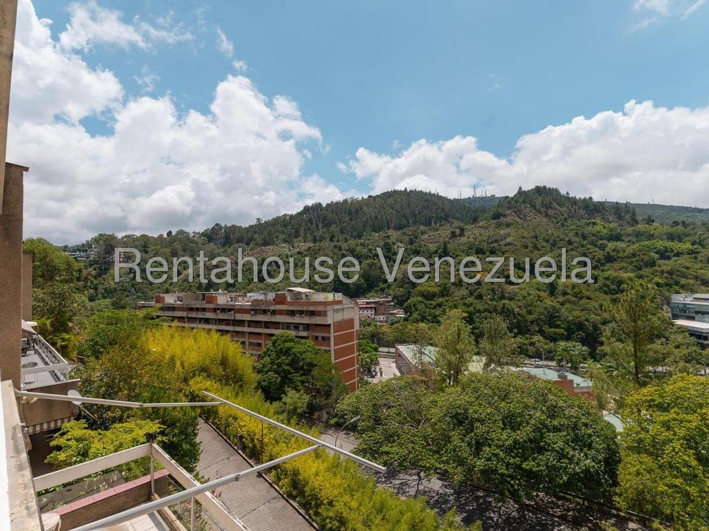 Foto 7 de Apartamento en Las Esmeraldas, Caracas