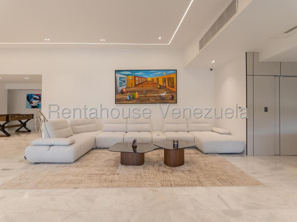 Foto 10 de Apartamento en Las Esmeraldas, Caracas