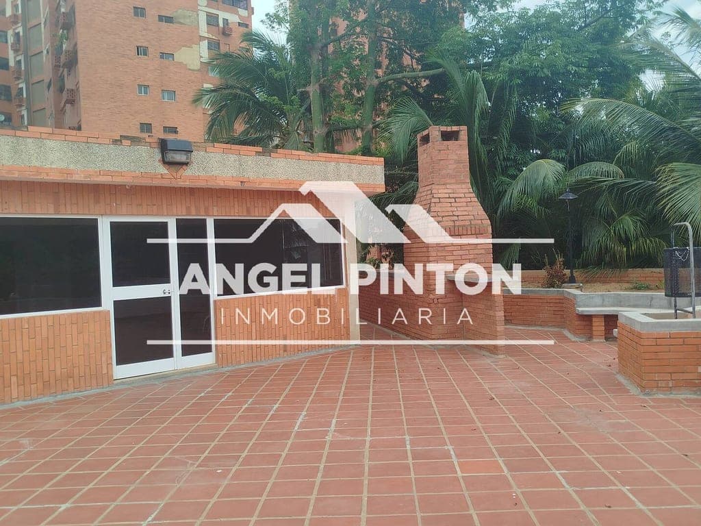Foto 4 de Apartamento en Avenida El Milagro, Maracaibo