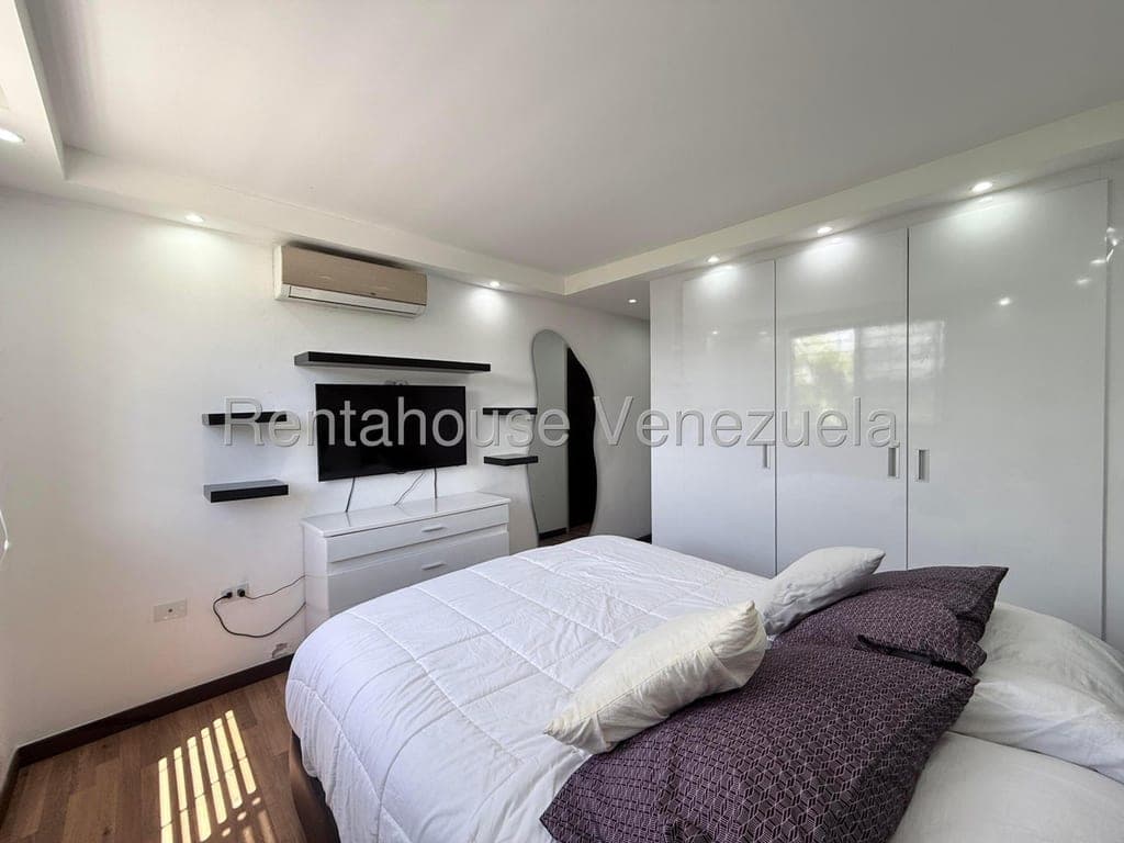 Foto 11 de Apartamento en Colinas de La Tahona, Caracas
