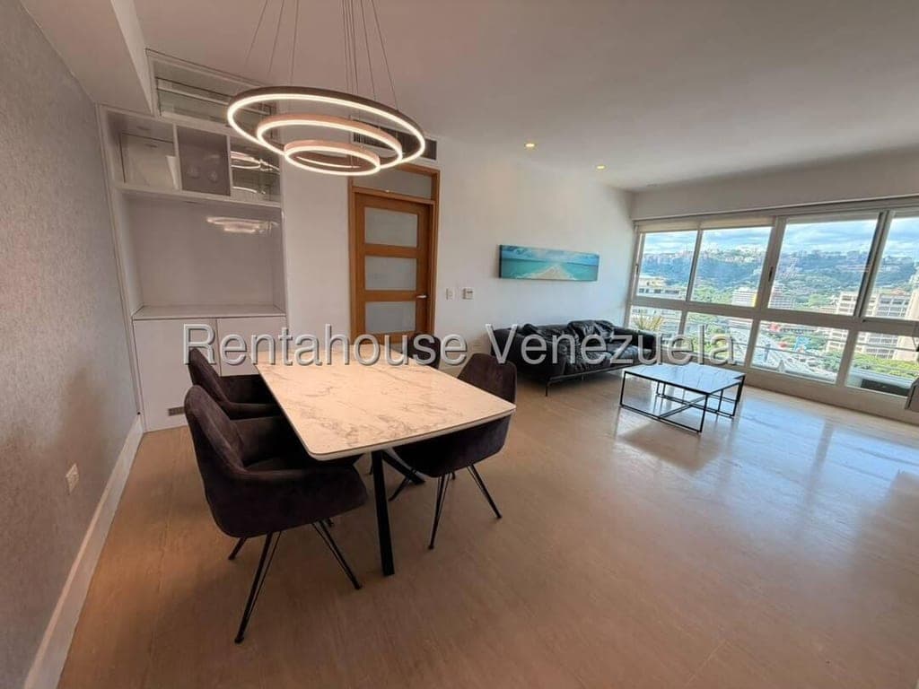 Foto 3 de Apartamento en Lomas de Las Mercedes, Caracas