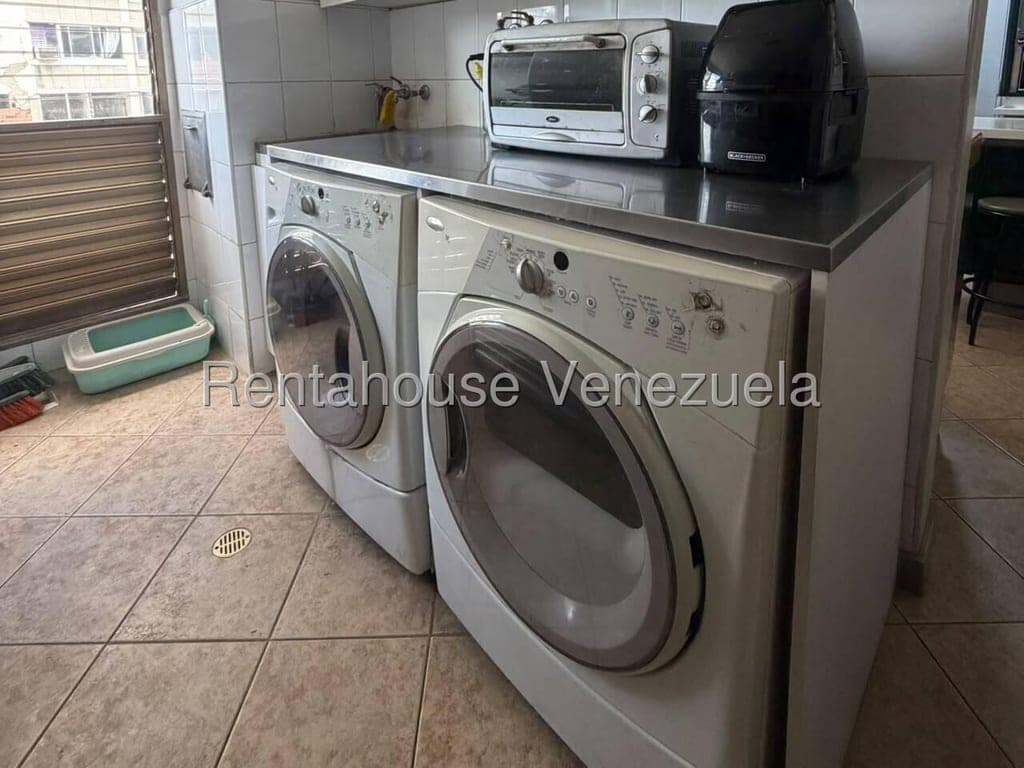 Foto 11 de Apartamento en La Castellana, Caracas