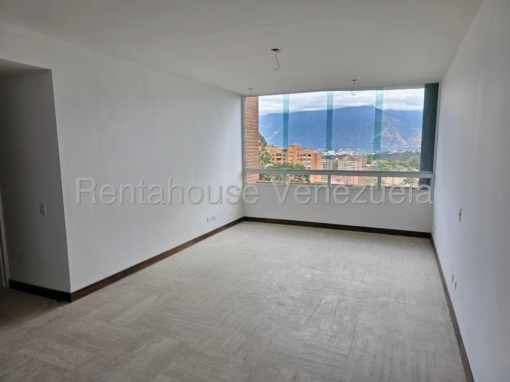 Foto 9 de Apartamento en Lomas del Sol, Caracas