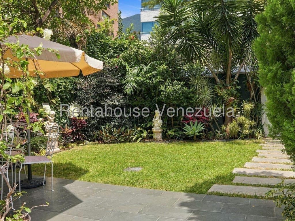 Foto 5 de Casa en Los Palos Grandes, Caracas
