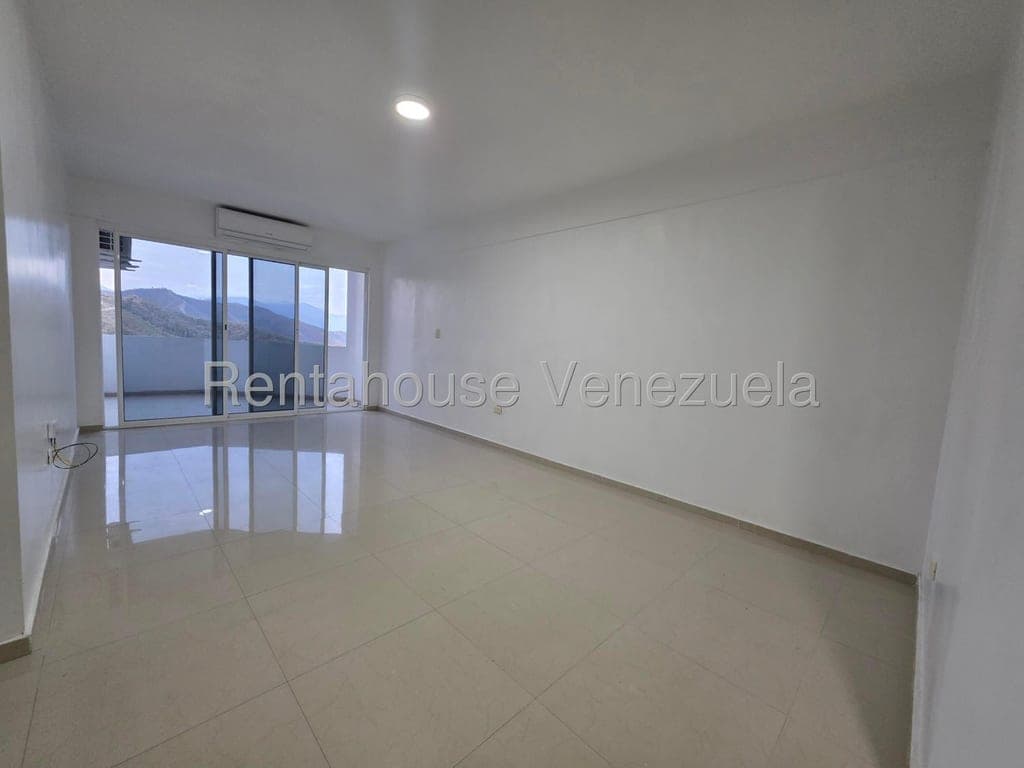 Foto 4 de Apartamento en El Parral, Valencia