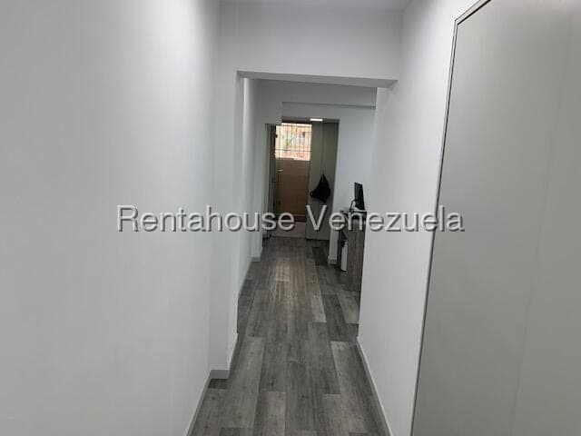 Foto 4 de Apartamento en Los Palos Grandes, Caracas