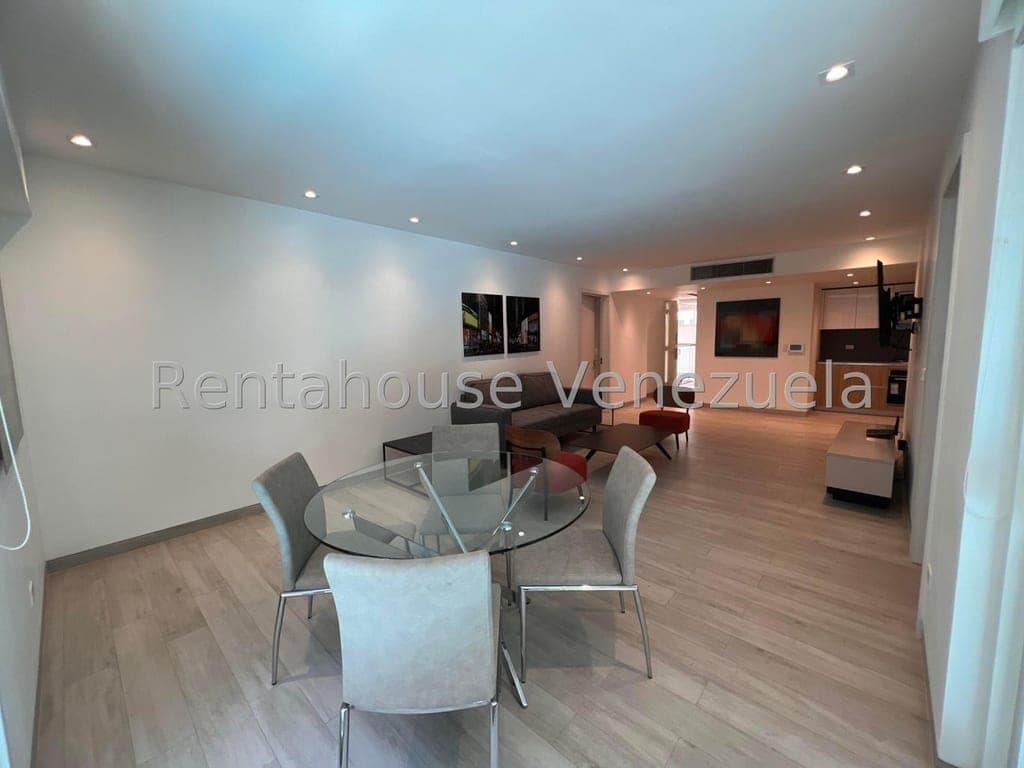 Foto 4 de Apartamento en Campo Alegre, Caracas