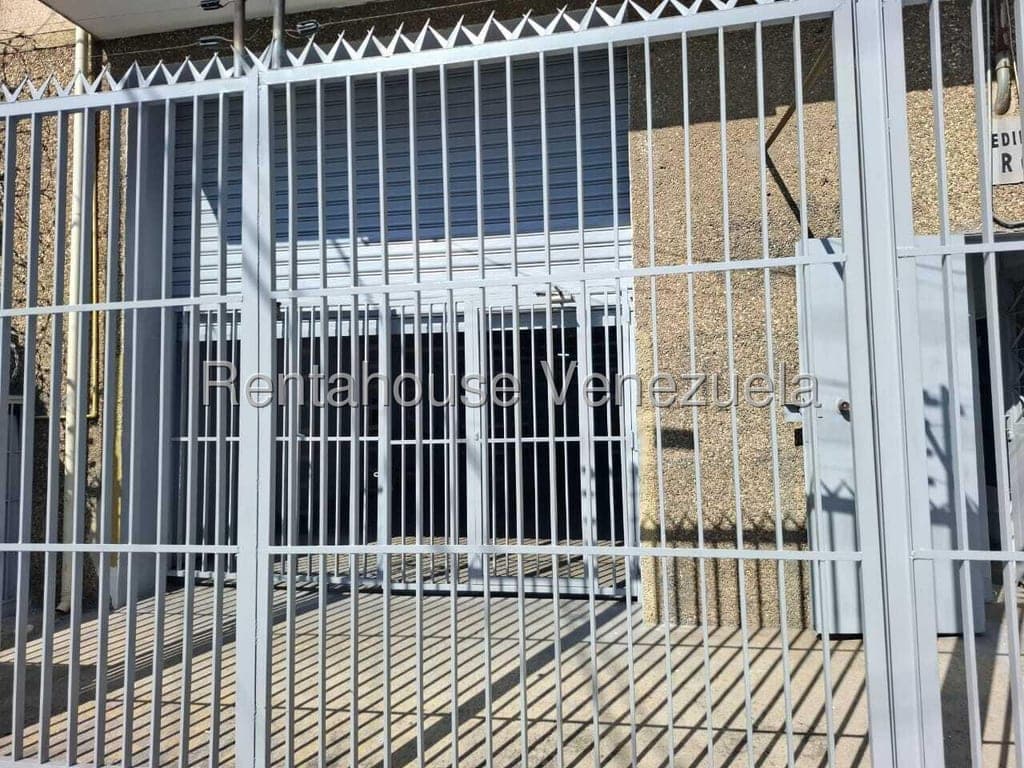 Foto 4 de Local comercial en Cementerio, Caracas
