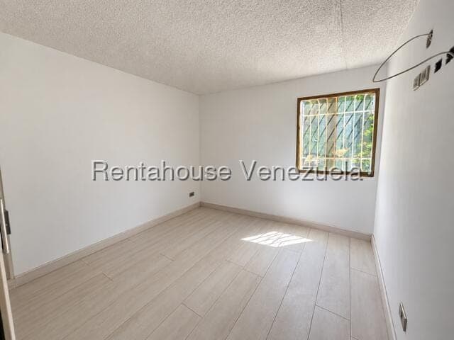 Foto 4 de Apartamento en Los Samanes, Caracas