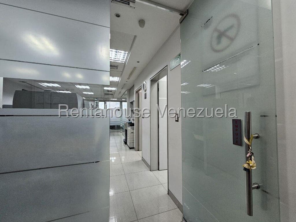 Foto 5 de Oficina en Parroquia La Candelaria, Caracas