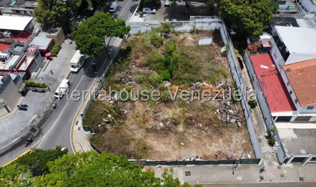 Foto 7 de Terreno en Altamira, Caracas