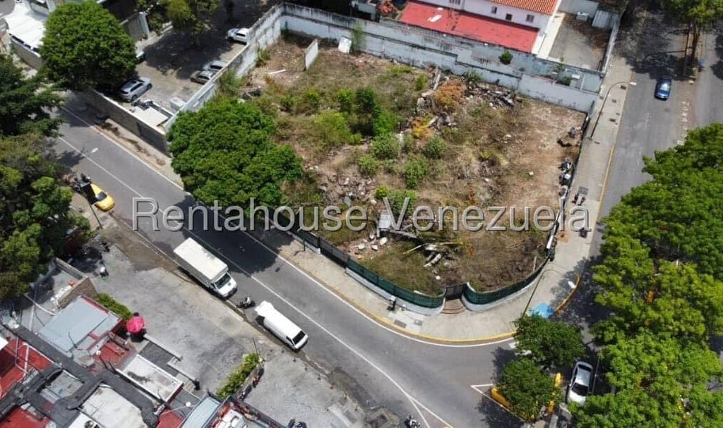 Foto 8 de Terreno en Altamira, Caracas
