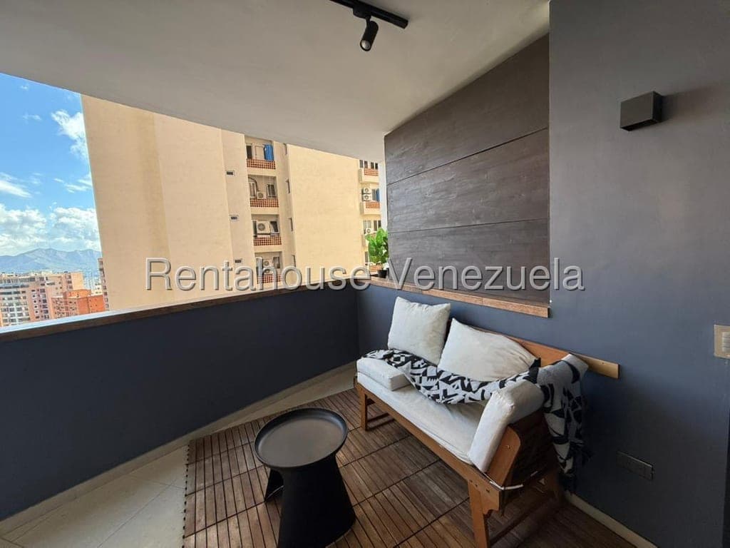 Foto 12 de Apartamento en El Parral, Valencia