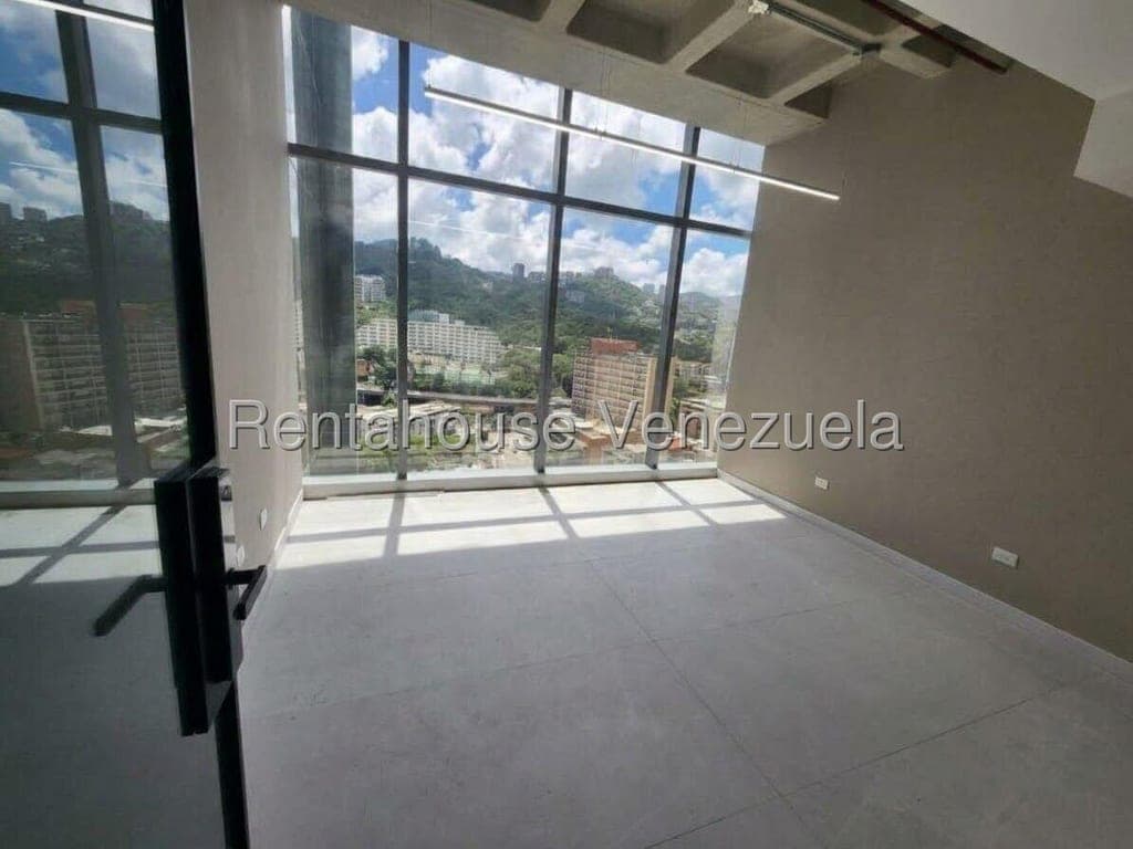 Foto 4 de Oficina en Las Mercedes, Caracas