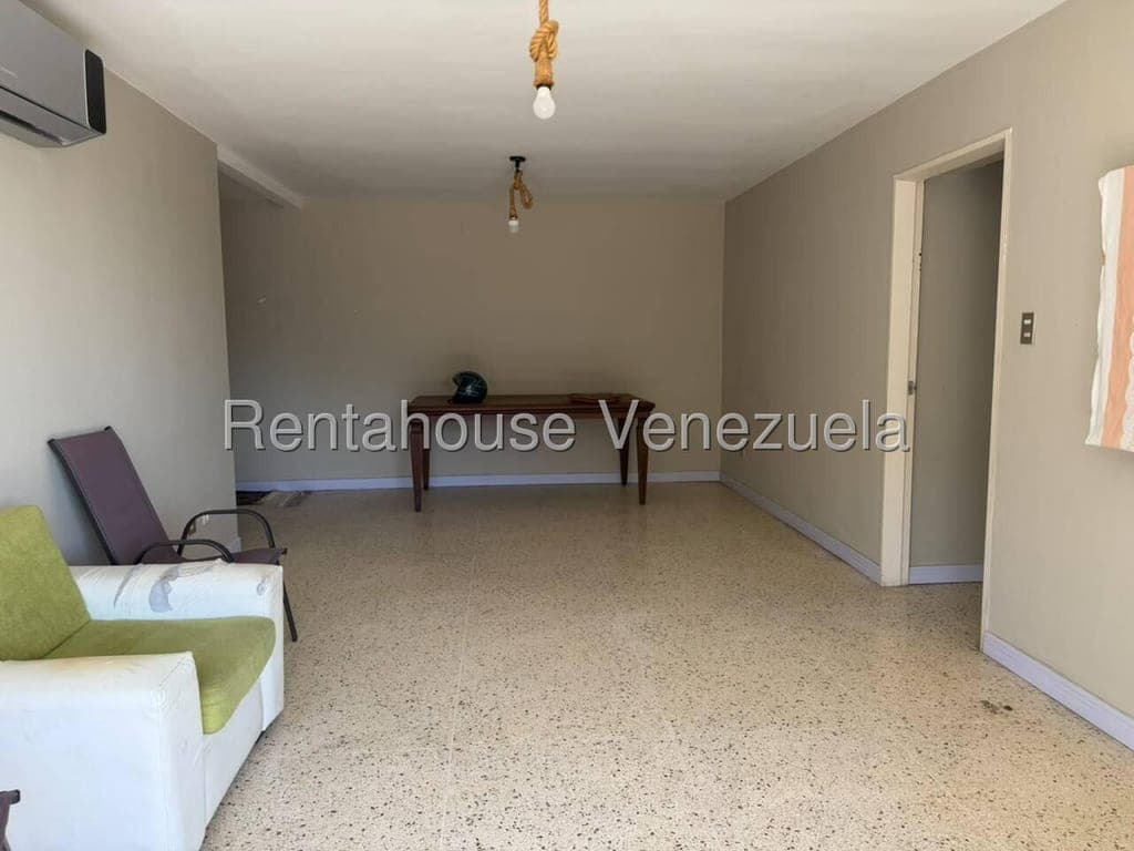 Foto 8 de Apartamento en El Marqués, Caracas