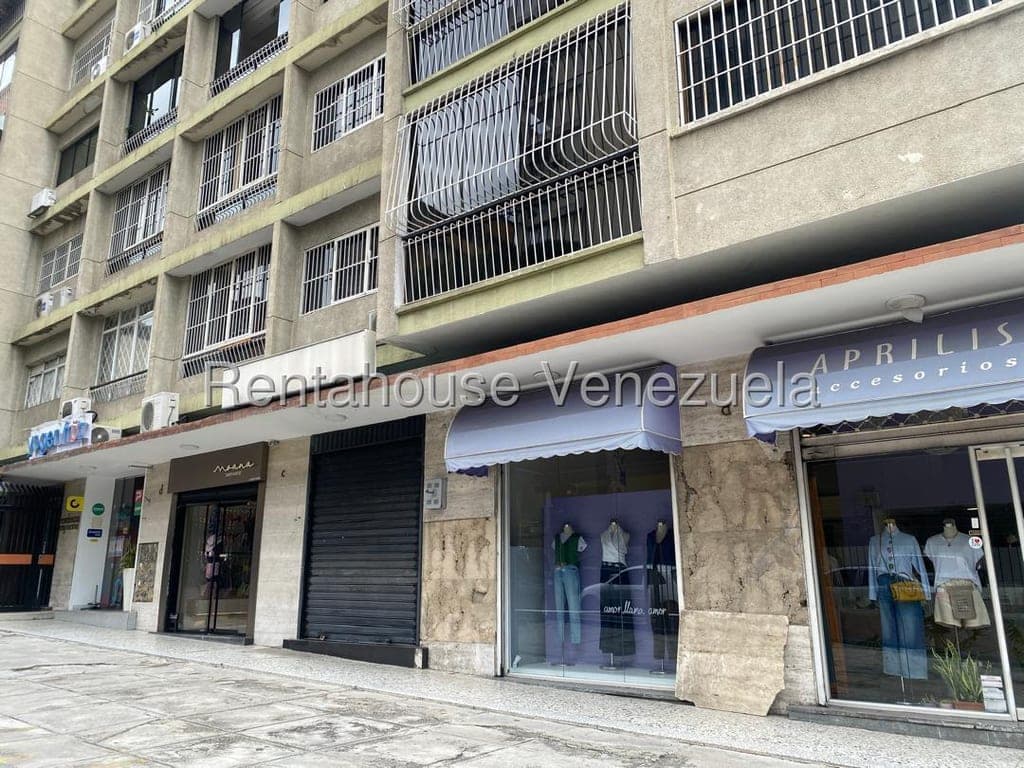 Foto 7 de Local comercial en Los Palos Grandes, Caracas