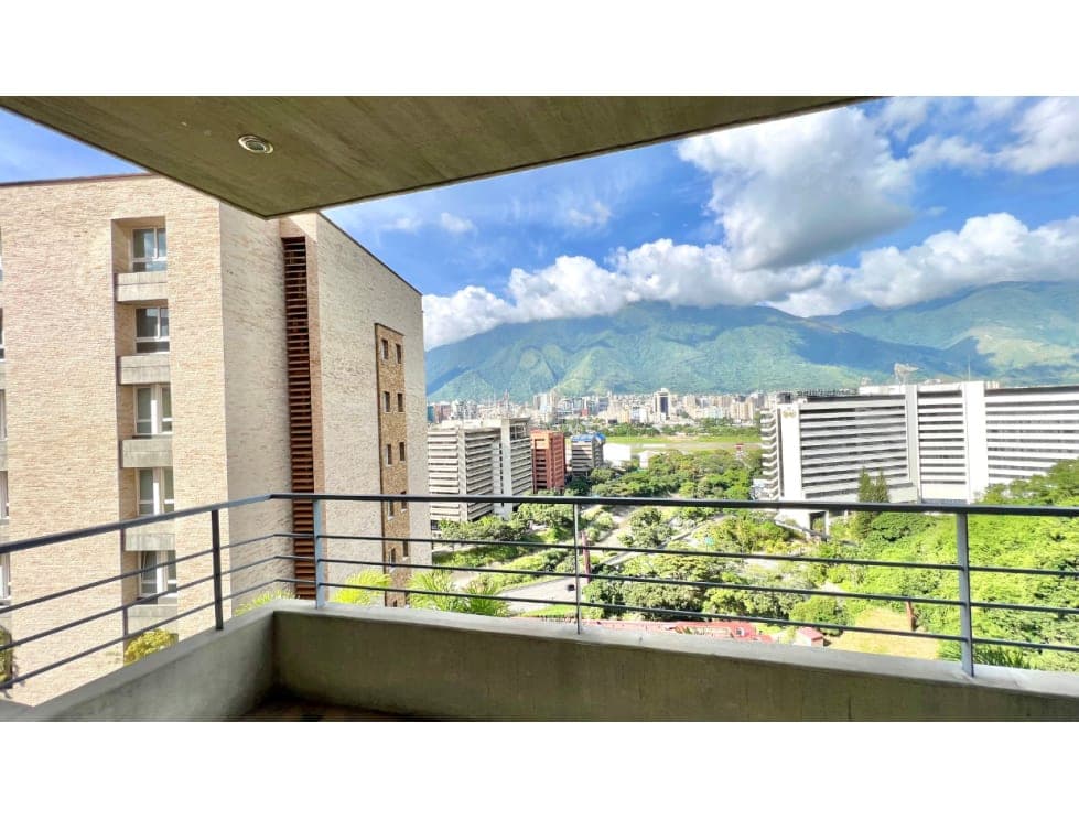 Foto 3 de Apartamento en Lomas de Las Mercedes, Caracas