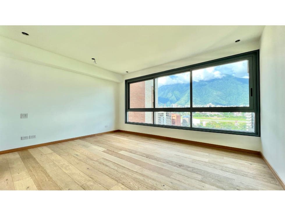 Foto 5 de Apartamento en Lomas de Las Mercedes, Caracas