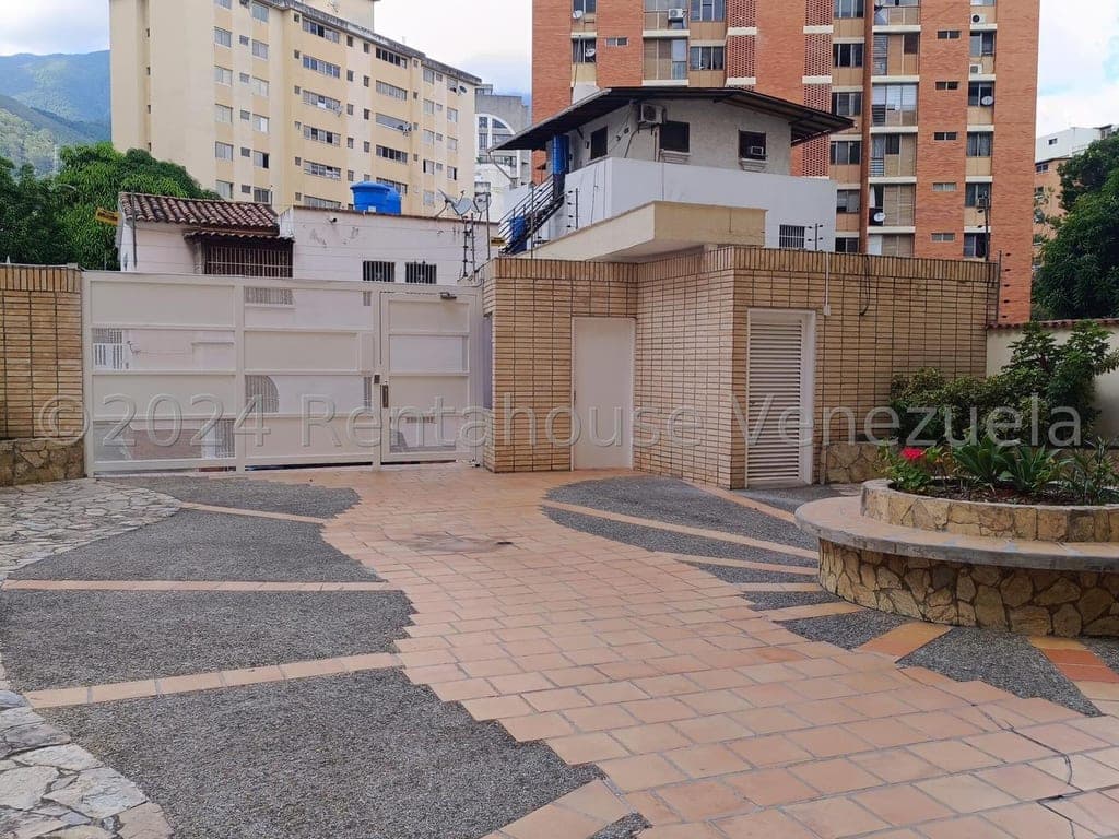 Foto 2 de Apartamento en Las Palmas, Caracas
