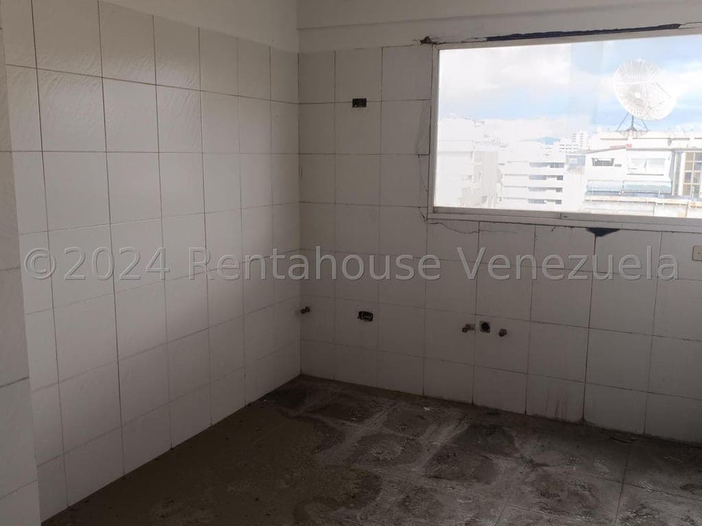 Foto 12 de Apartamento en Las Palmas, Caracas