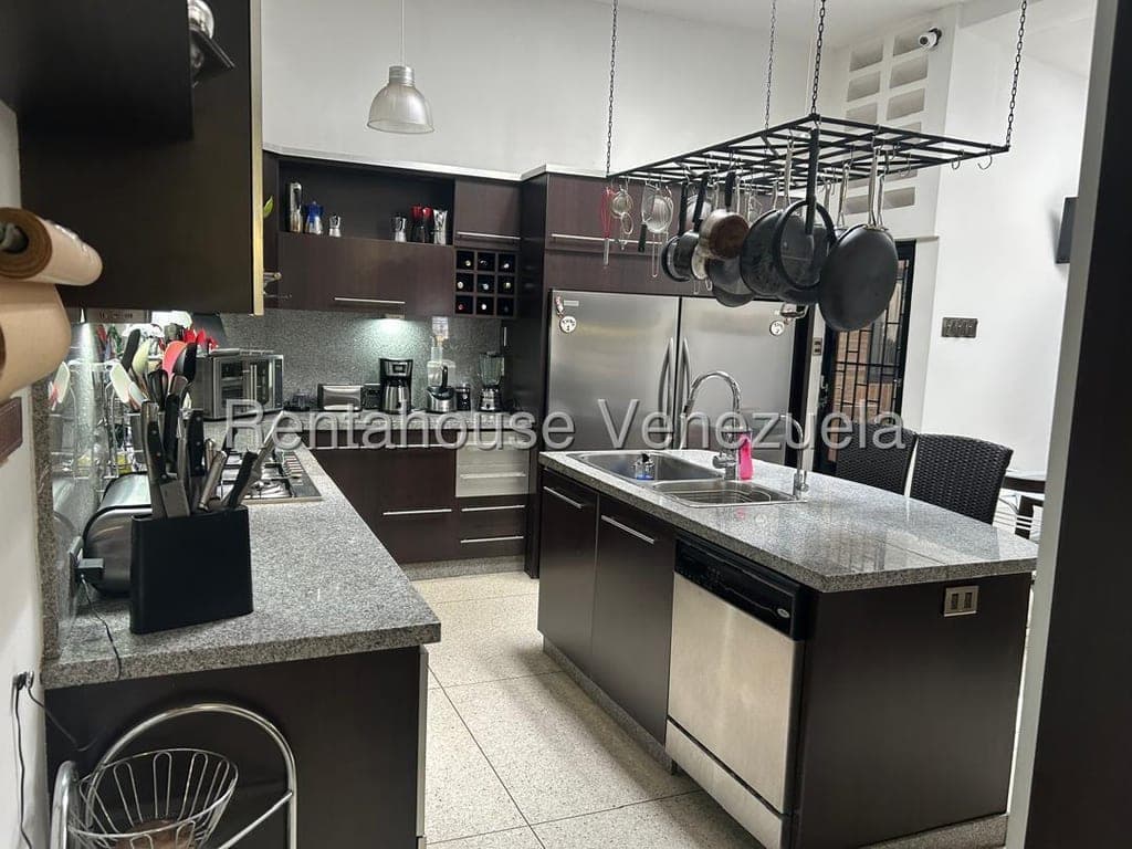 Foto 12 de Casa en El Marqués, Caracas