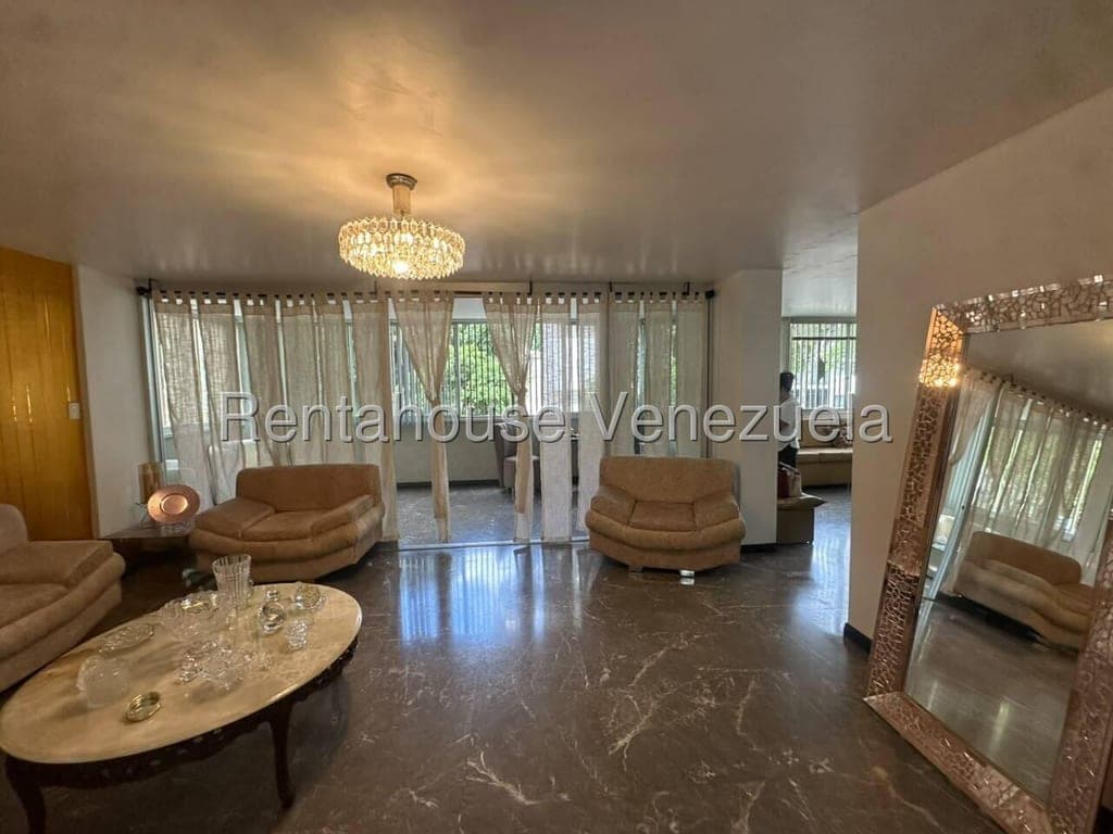 Foto 3 de Apartamento en San Bernardino, Caracas