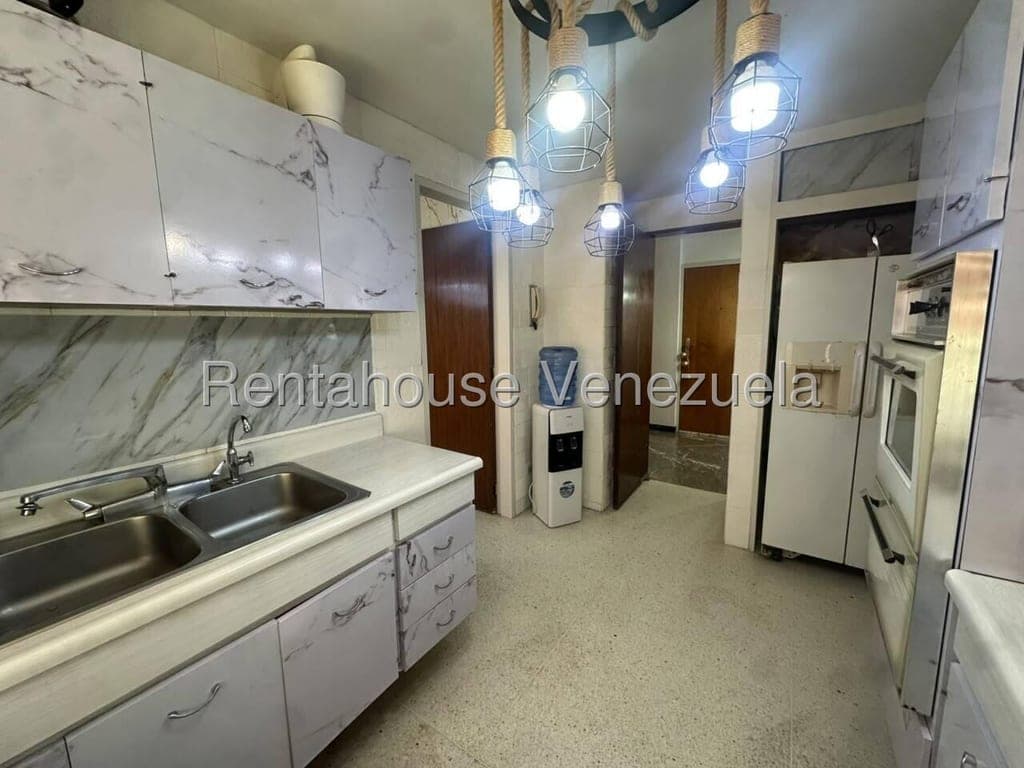 Foto 10 de Apartamento en San Bernardino, Caracas