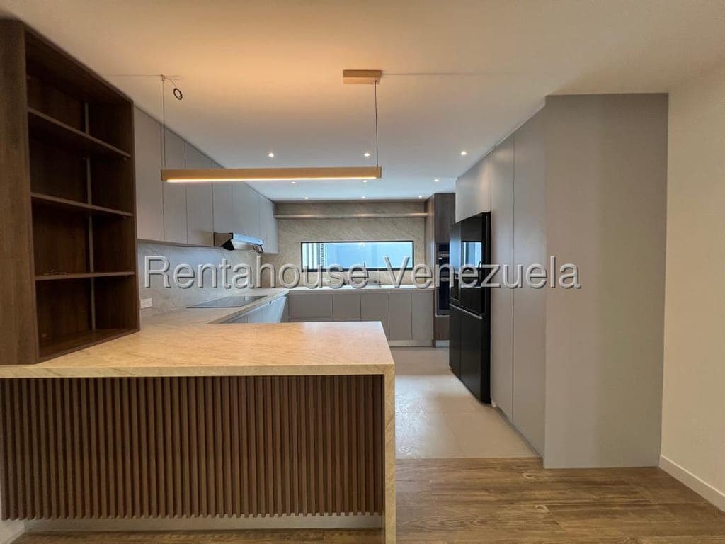 Foto 9 de Casa en Los Palos Grandes, Caracas