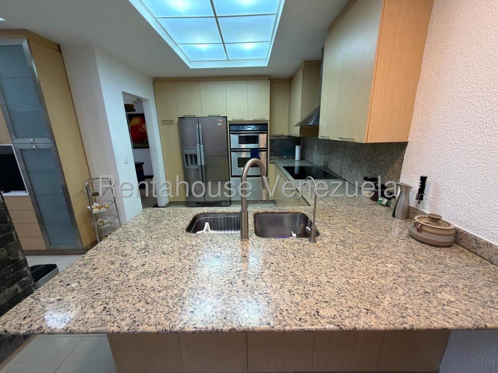 Foto 12 de Casa en Alto Prado, Caracas